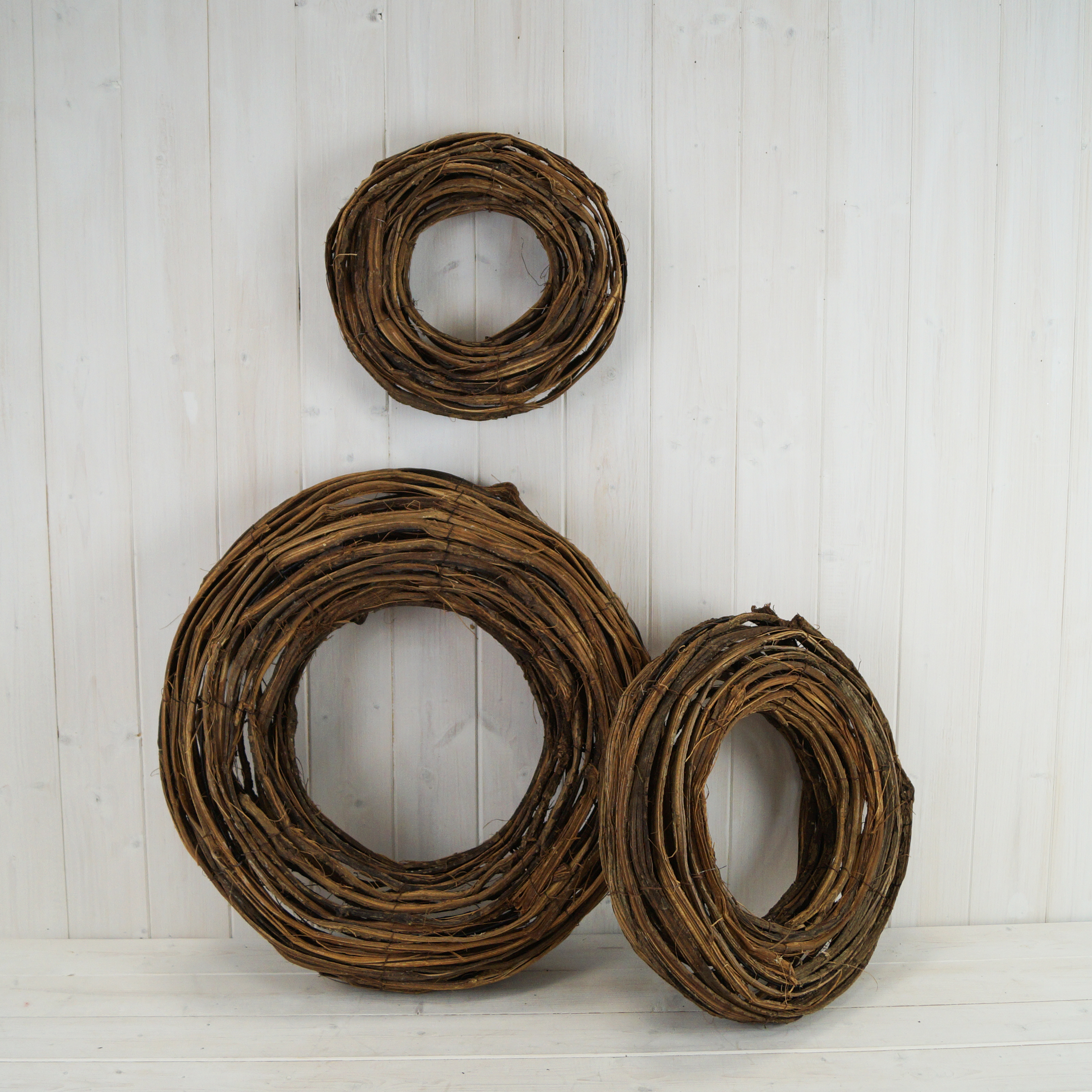 Large Rustic Natural Rattan Wreath detail page